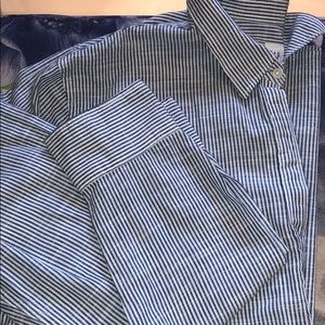 Gap blue/white pin striped 3/4 button down shirt,L